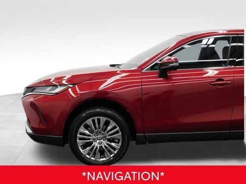 Used 2024 Toyota Venza Limited image 5