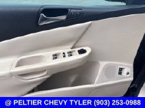 Used 2010 Volkswagen Passat Komfort FWD image 12