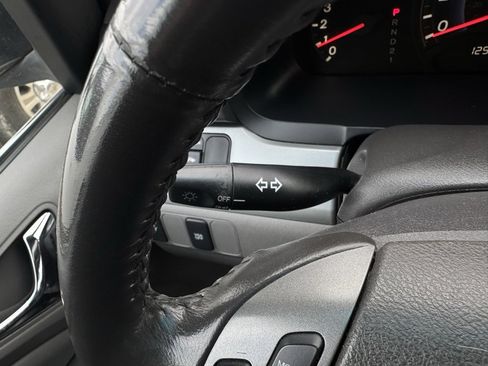 Used 2010 Honda Odyssey EX-L image 24