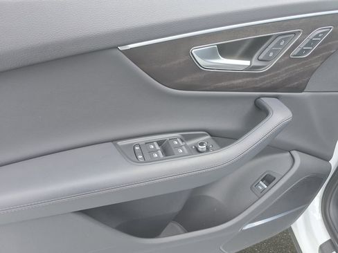 Used 2023 Audi Q7 2.0T Premium Plus w/ Premium Plus Package image 26