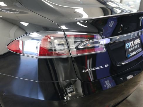 Used 2018 Tesla Model S P100D AWD/4WD image 16