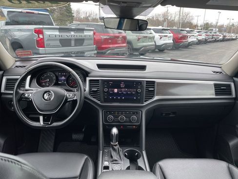 Used 2018 Volkswagen Atlas SE AWD/4WD image 9