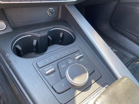 Used 2017 Audi A4 2.0T Premium image 13