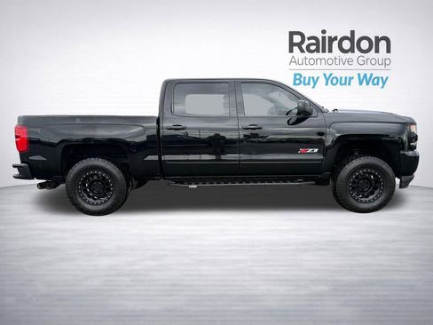Used 2017 Chevrolet Silverado 1500 LTZ Z71 w/ LTZ Plus Package image 10