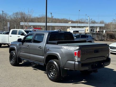 Used 2021 Toyota Tacoma TRD Sport image 7