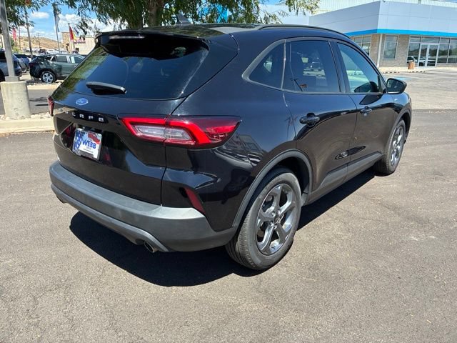 Used 2025 Ford Escape ST-Line FWD image 4