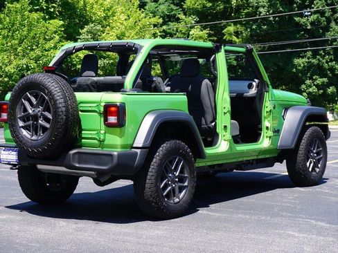 Used 2026 Jeep Wrangler Unlimited Sport AWD/4WD image 6