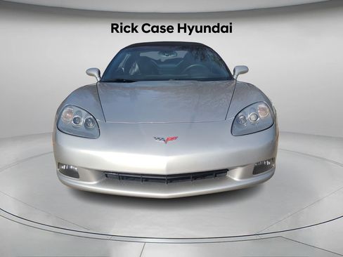 Used 2005 Chevrolet Corvette Convertible w/ Preferred Equipment Group image 5