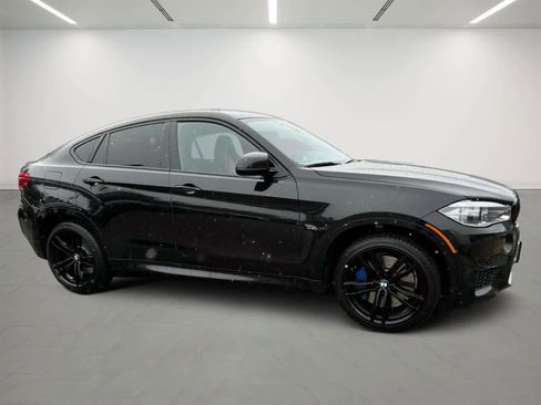 Used 2018 BMW X6 M w/ Executive Package image 6