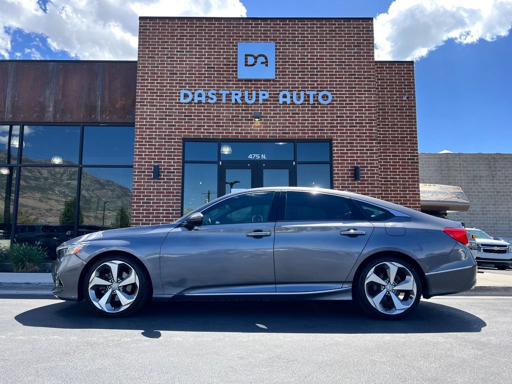 Used 2019 Honda Accord Touring image 3