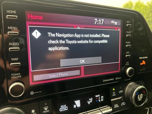 Used 2021 Toyota Highlander XSE AWD/4WD image 19