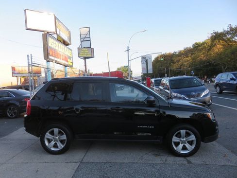 Used 2012 Jeep Compass Latitude image 8