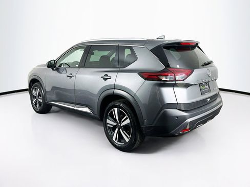Used 2023 Nissan Rogue SL w/ SL Premium Package image 5
