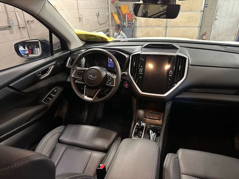 Used 2024 Subaru Ascent Limited image 5