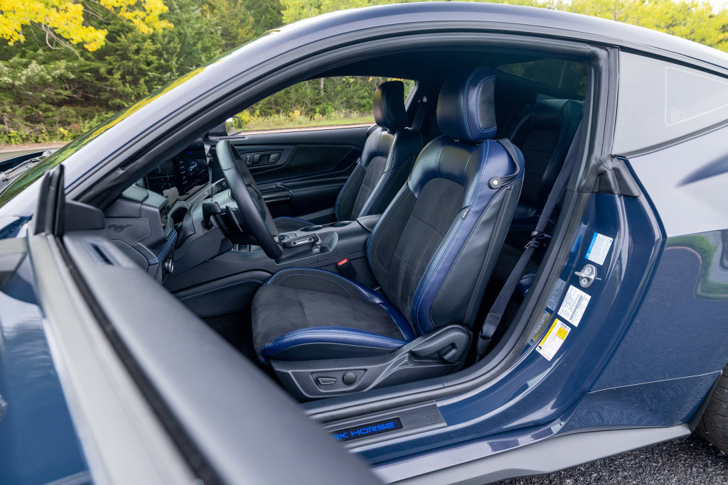 Used 2024 Ford Mustang Dark Horse RWD image 85