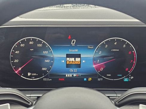 Used 2025 Mercedes-Benz GLE 350 4MATIC image 13