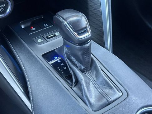 Certified 2023 Toyota Venza Nightshade AWD/4WD image 21