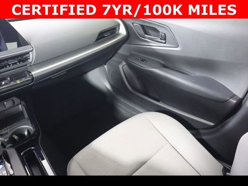 Used 2023 Toyota Prius Limited image 15