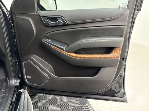 Used 2017 Chevrolet Tahoe Premier AWD/4WD image 33
