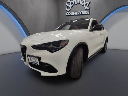 Used 2024 Alfa Romeo Stelvio Sprint image 12