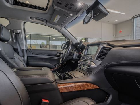 Used 2019 Chevrolet Tahoe Premier image 17