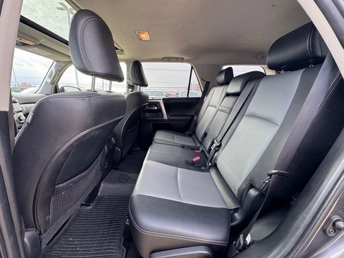 Used 2018 Toyota 4Runner SR5 image 22