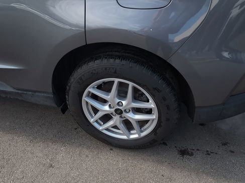 Used 2024 Ford Edge SEL w/ Convenience Package image 10