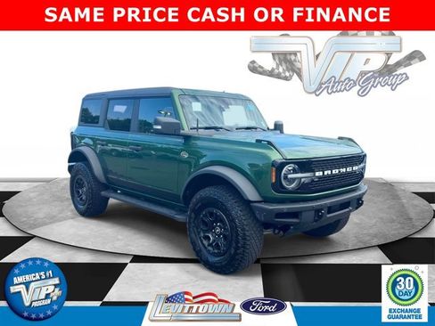 Used 2023 Ford Bronco Wildtrak AWD/4WD image 1