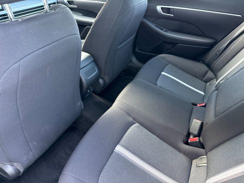 Used 2024 Hyundai Sonata SEL w/ Convenience Package image 12