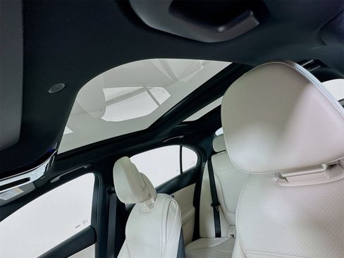 New 2026 Mercedes-Benz C 300 Sedan image 24