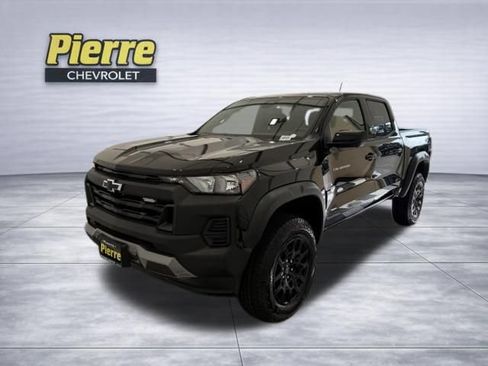 New 2026 Chevrolet Colorado Trail Boss AWD/4WD image 1