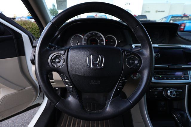 Used 2014 Honda Accord Touring image 9