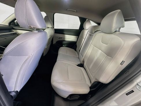 Used 2025 Hyundai Tucson SEL AWD/4WD image 27