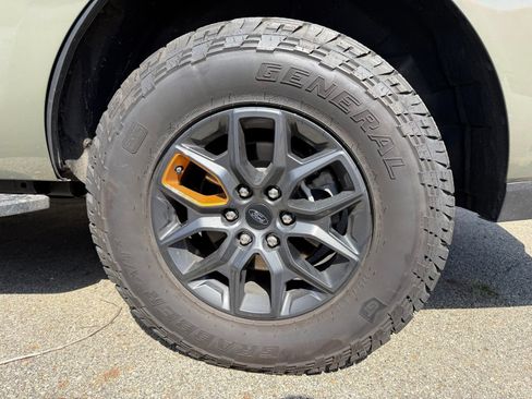 Used 2025 Ford Expedition Tremor AWD/4WD image 8