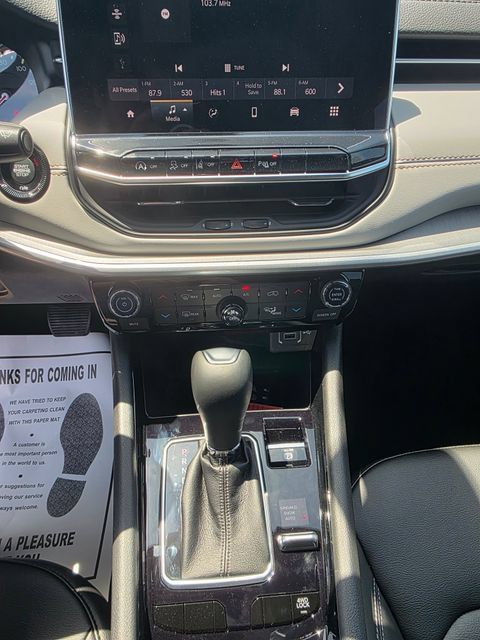 New 2026 Jeep Compass Limited AWD/4WD image 18