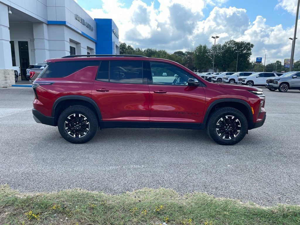 Used 2024 Chevrolet Traverse Z71 w/ LPO, Floor Liner Package AWD/4WD image 7