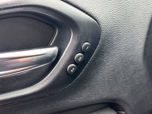 Certified 2019 Jeep Cherokee Limited image 27