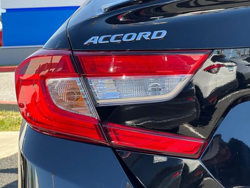 Used 2022 Honda Accord Sport Special Edition image 12