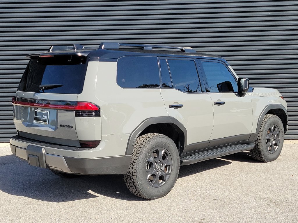 Used 2024 Lexus GX 550 AWD/4WD image 7