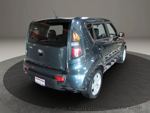Used 2011 Kia Soul + image 4