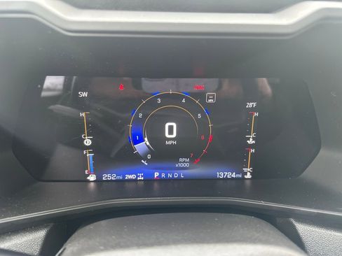 Used 2023 Chevrolet Colorado W/T image 12