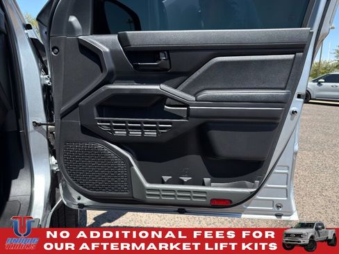 Used 2024 Toyota Tacoma SR AWD/4WD image 30