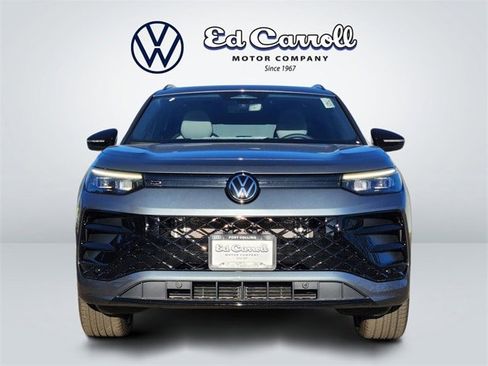 New 2026 Volkswagen Tiguan SE R-Line image 2