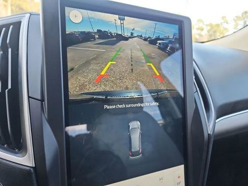 Used 2022 Ford Edge SEL w/ Convenience Package image 15