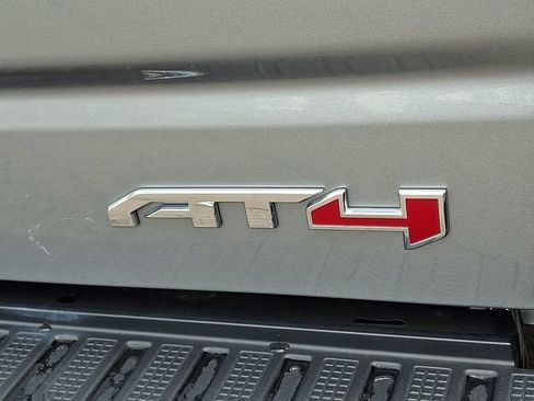 Used 2023 GMC Sierra 1500 AT4 w/ Technology Package AWD/4WD image 30