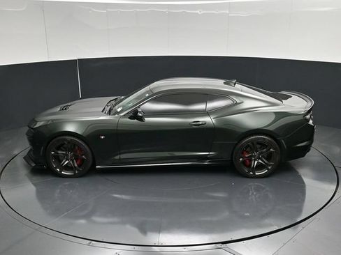 Used 2020 Chevrolet Camaro SS RWD image 49