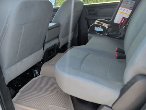 Used 2016 RAM 3500 Tradesman w/ Chrome Appearance Group image 13