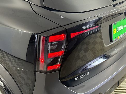 Used 2026 Nissan Kicks SV FWD image 36