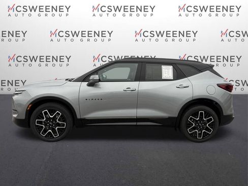 Used 2023 Chevrolet Blazer RS w/ Driver Confidence II Package image 2