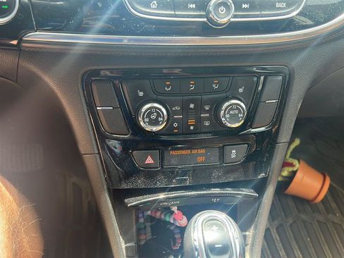 Used 2017 Buick Encore Essence FWD image 7